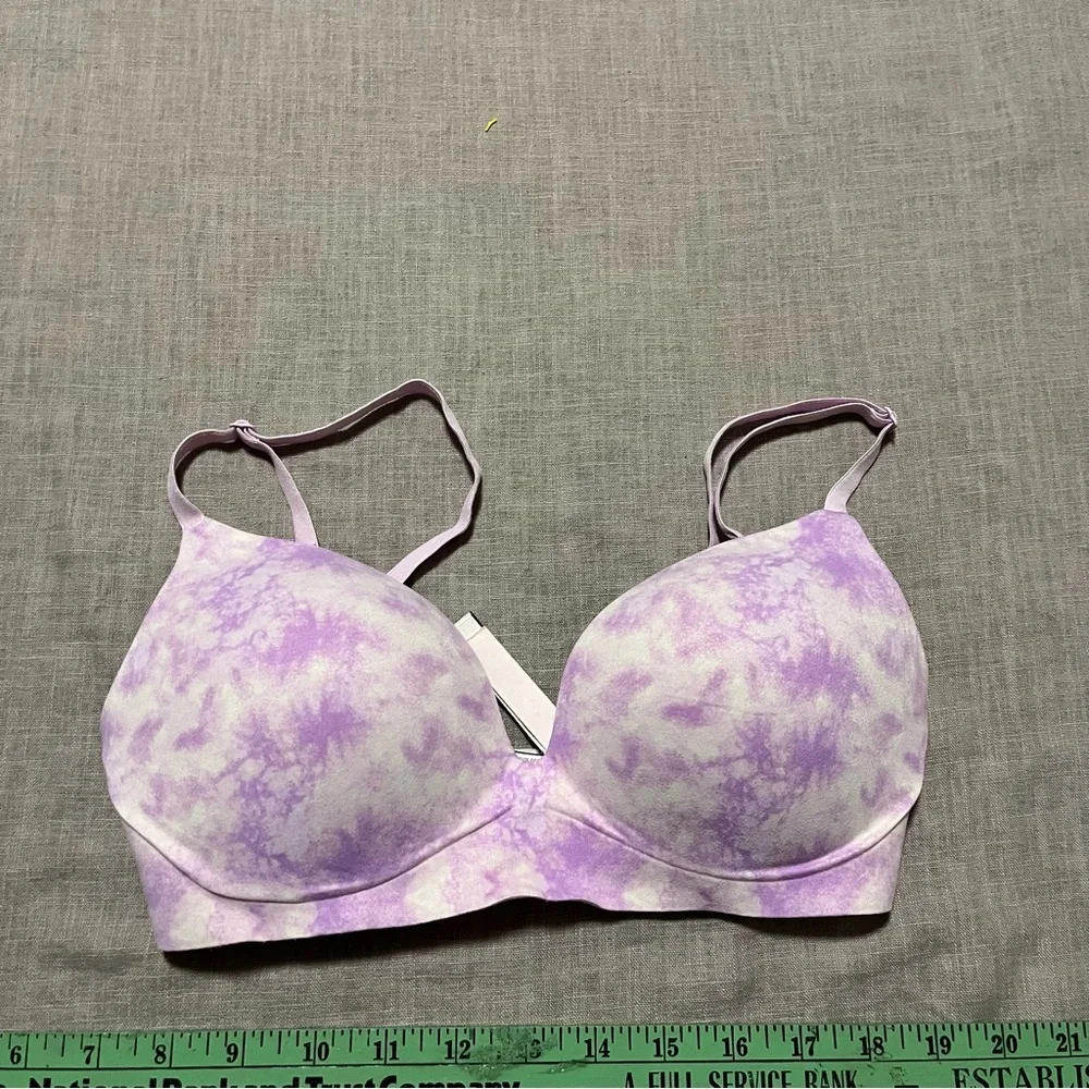 Victoria's Secret Pink Wear Everywhere Tie-Dye Push-Up Bra Size 32D purple
